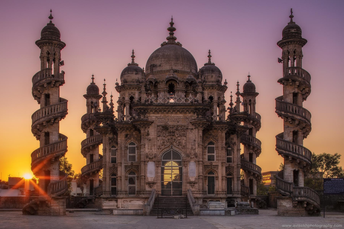 Mahabat Maqbara junagadh pre wedding photoshoot location for couple