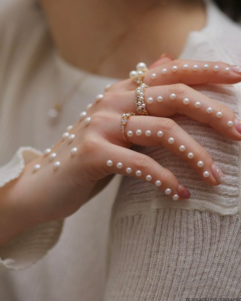 Embellished Mehendi Trends 2026: Why Brides & Bridesmaids Are Obsessed With This Glam Wedding Upgrade