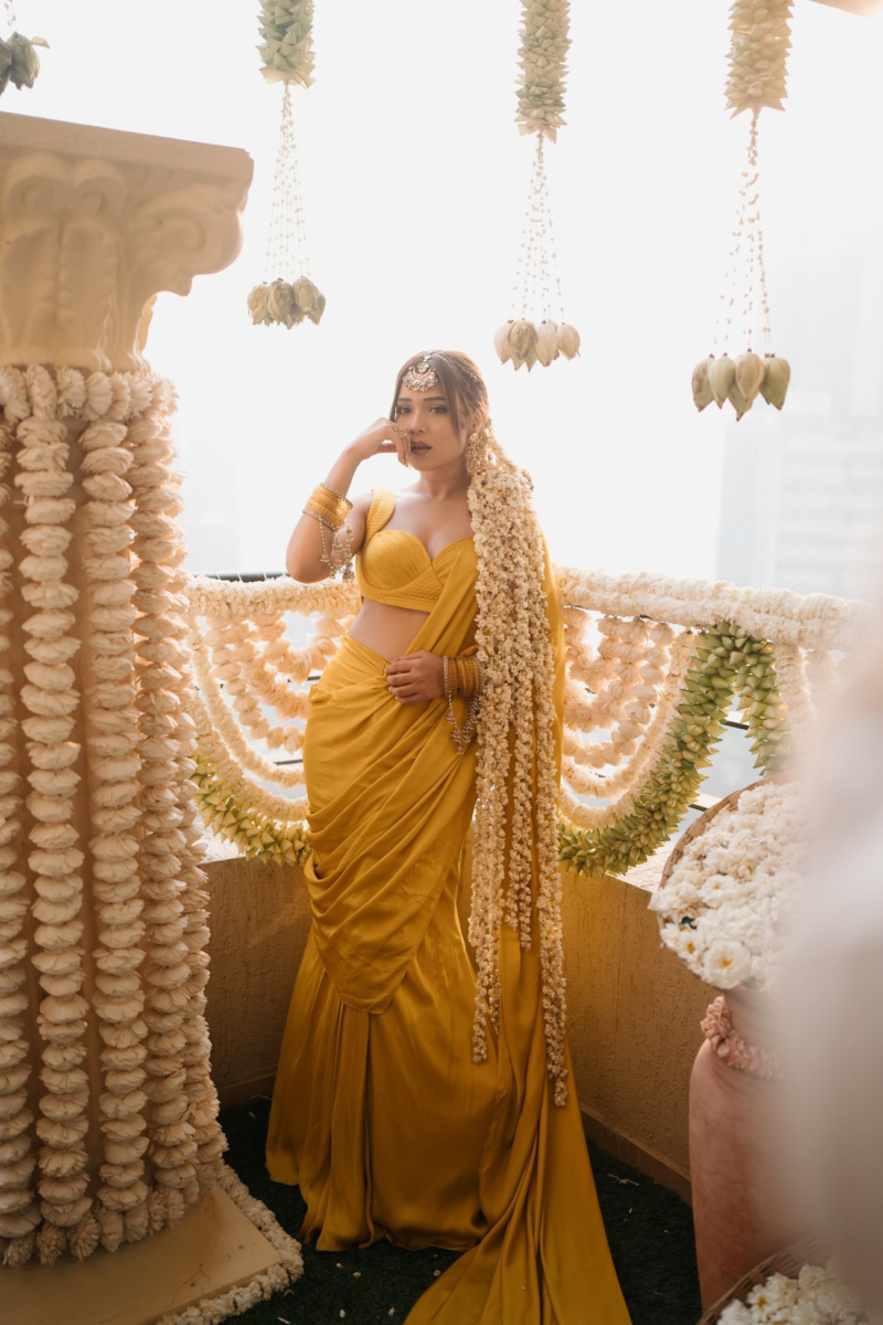 Bridal Gajra Trends 2026: The Most Beautiful Mogra Hairstyles Every Bride Needs to See