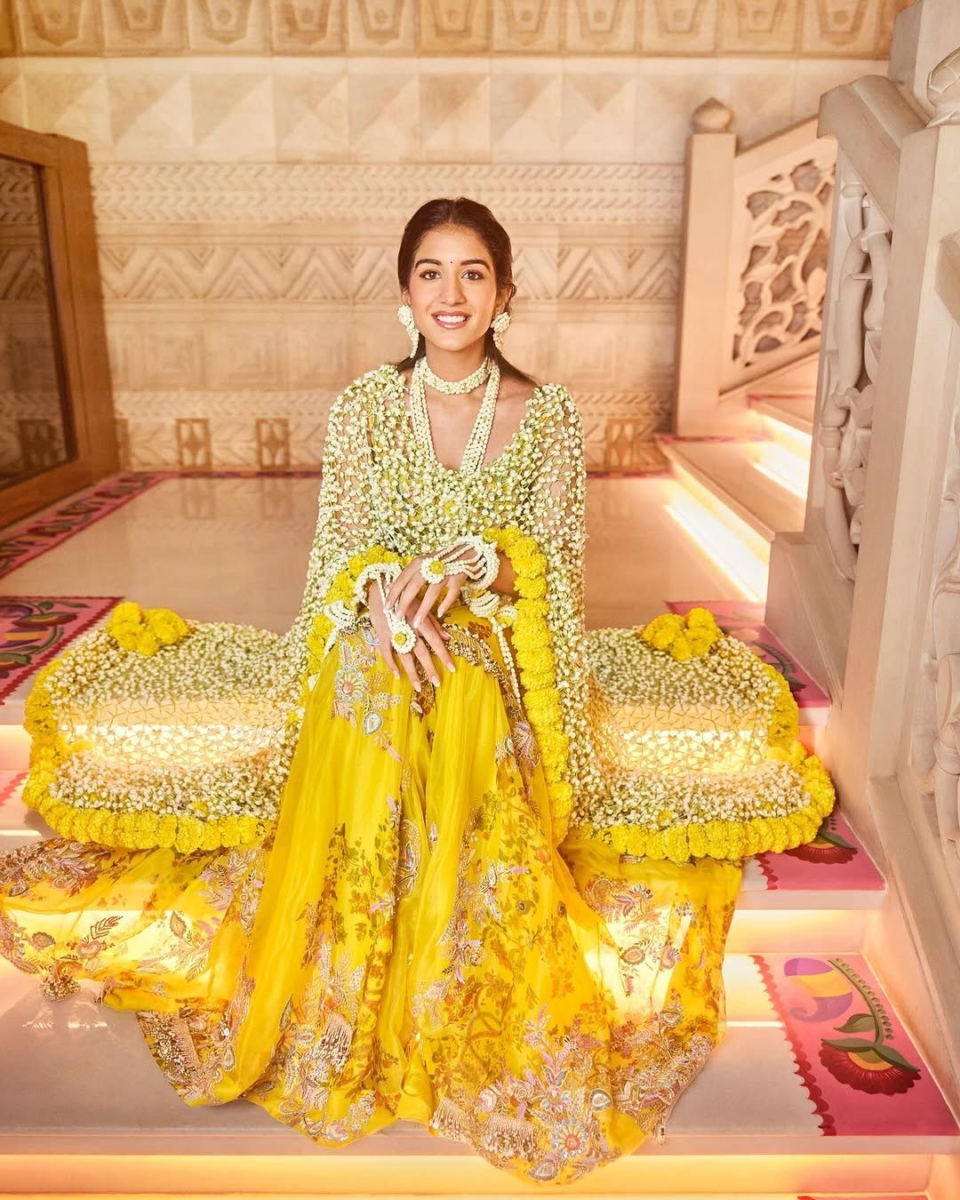 Radhika Merchant's Viral Mogra Dupatta