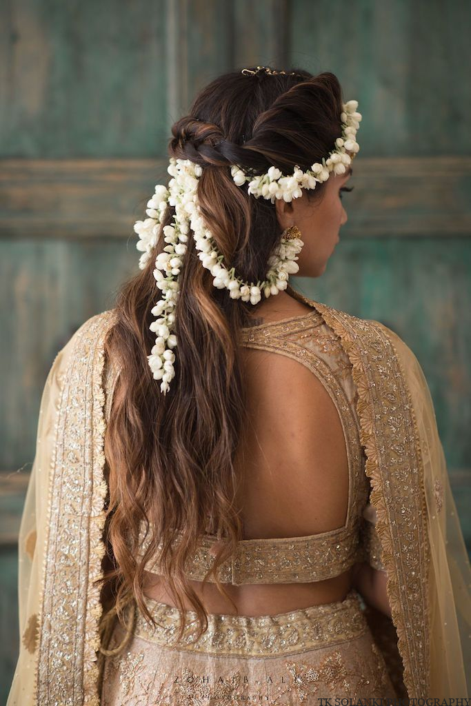 From Mogra Braids to Floral Dupattas: Why Every Modern Bride Is Obsessed with Gajras Right Now